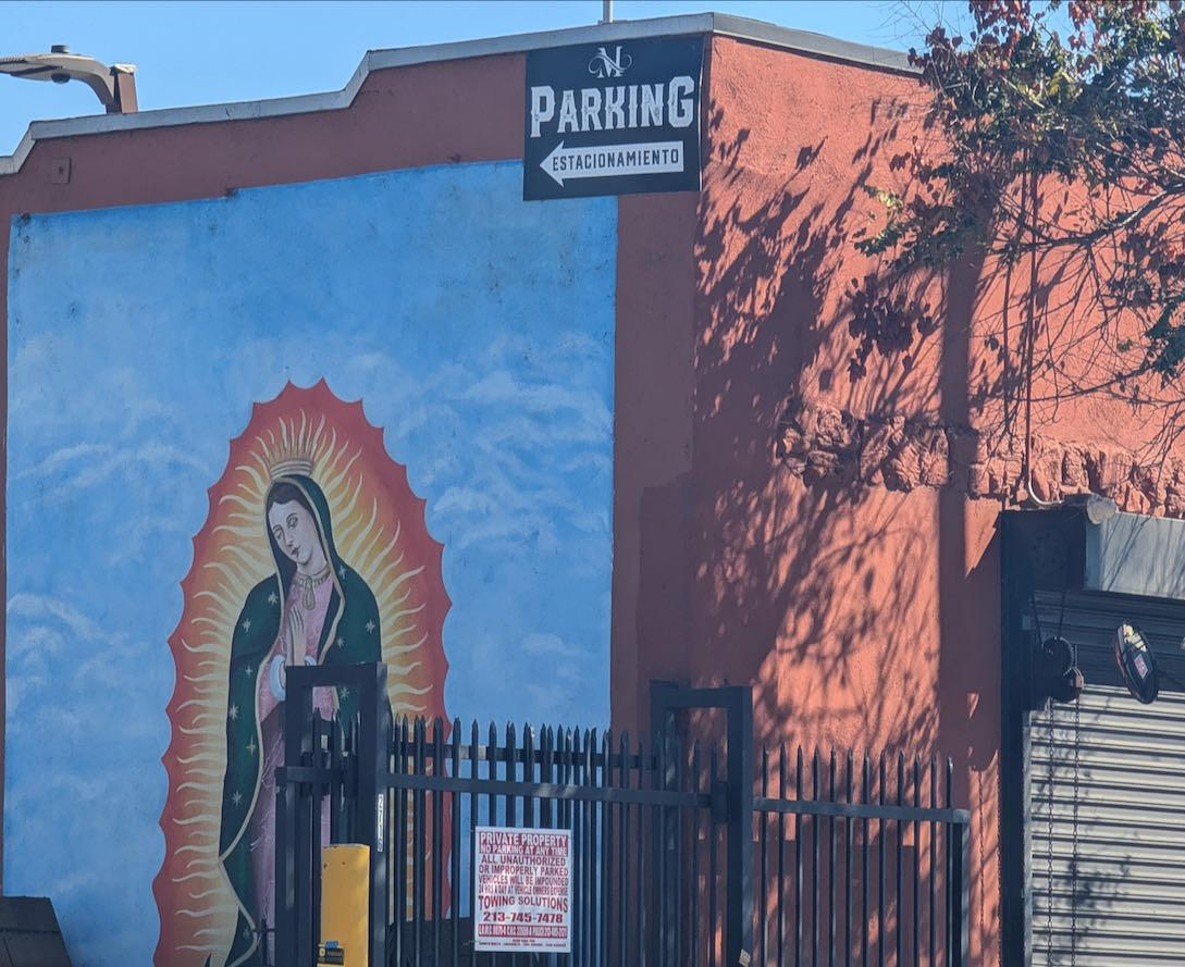 photo by crome carlos